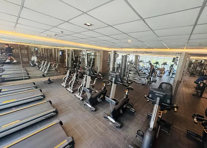 Apartamento 2br Ktv In Moa Smx Okada, Near Airport *